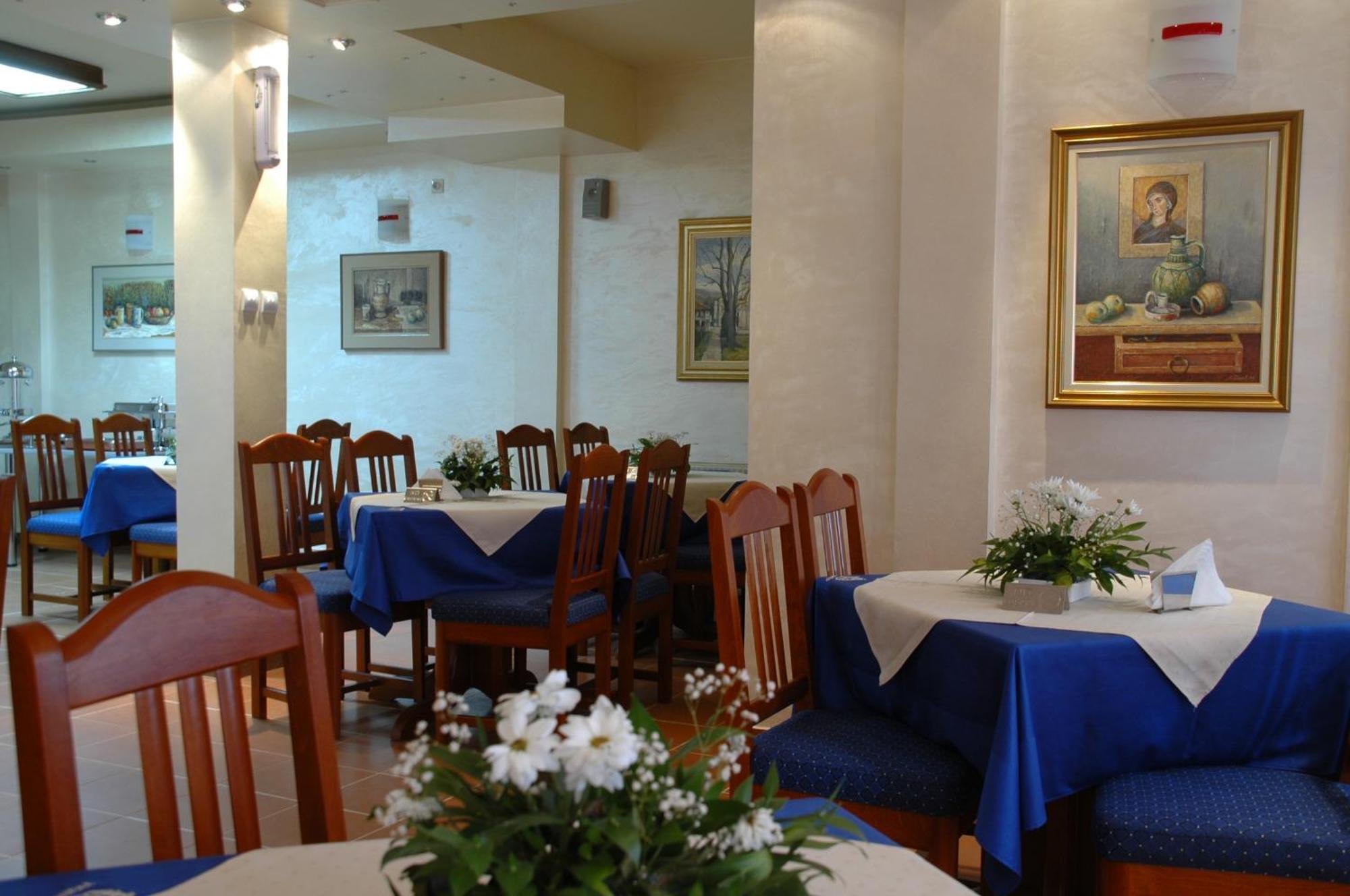 Hotel Tehnograd Кралево Екстериор снимка