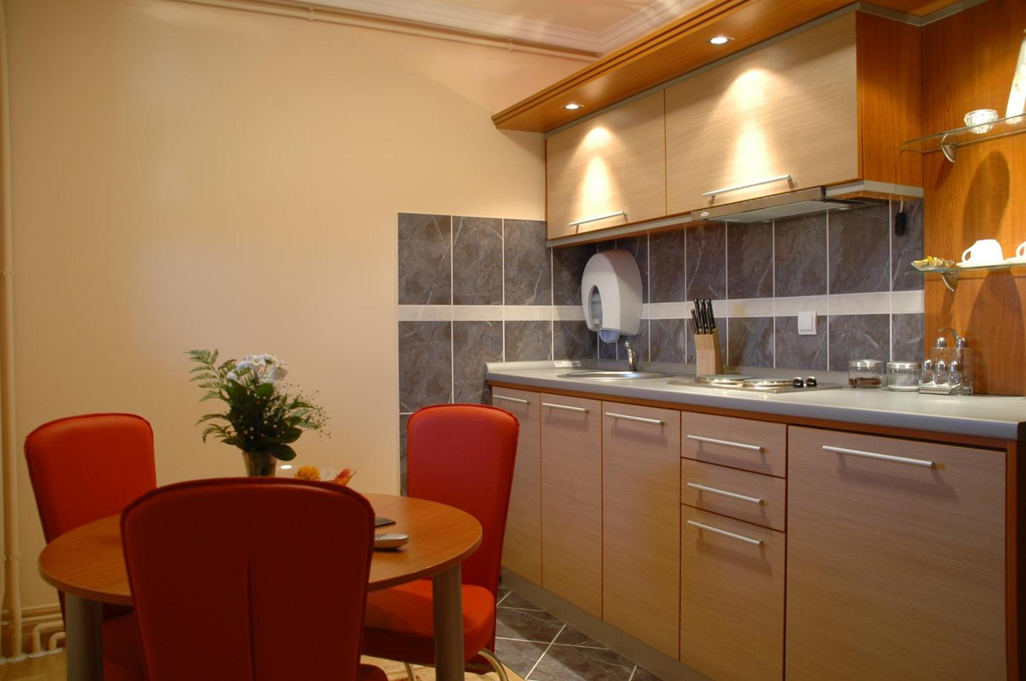 Hotel Tehnograd Кралево Екстериор снимка