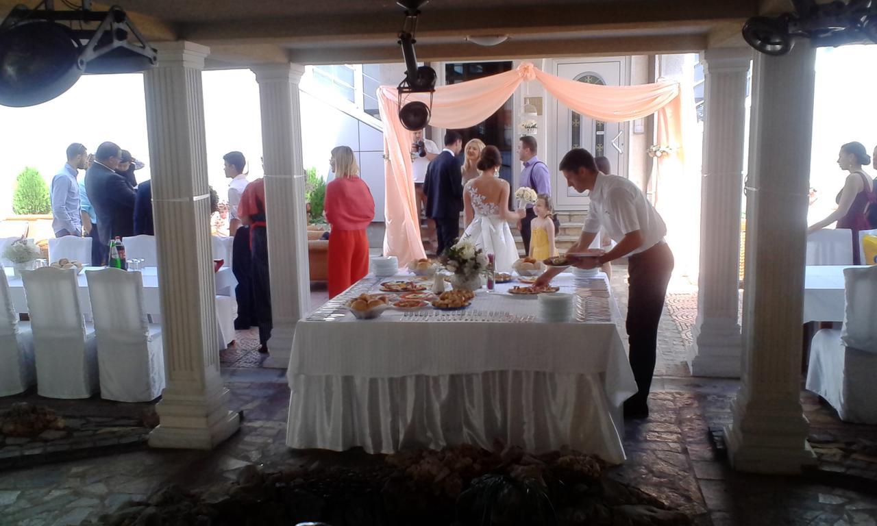 Hotel Tehnograd Кралево Екстериор снимка