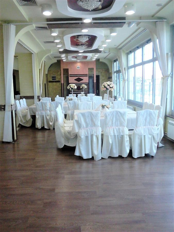 Hotel Tehnograd Кралево Екстериор снимка